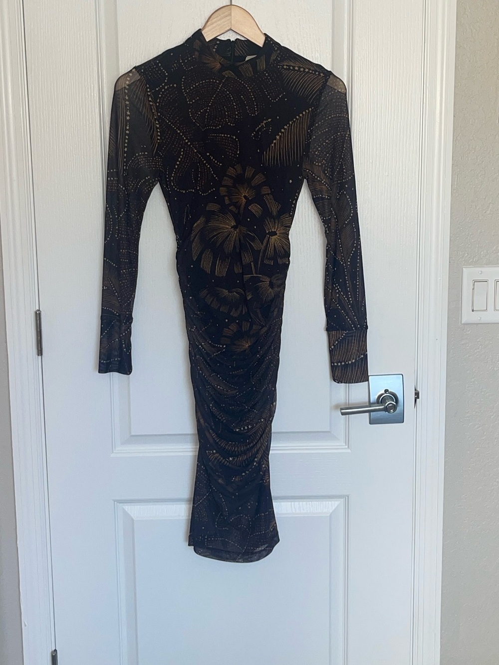 FARM RIO Golden Foliage Long Sleeve Tulle Black Sheer Starburst Palm Print XS - Picture 6 of 11